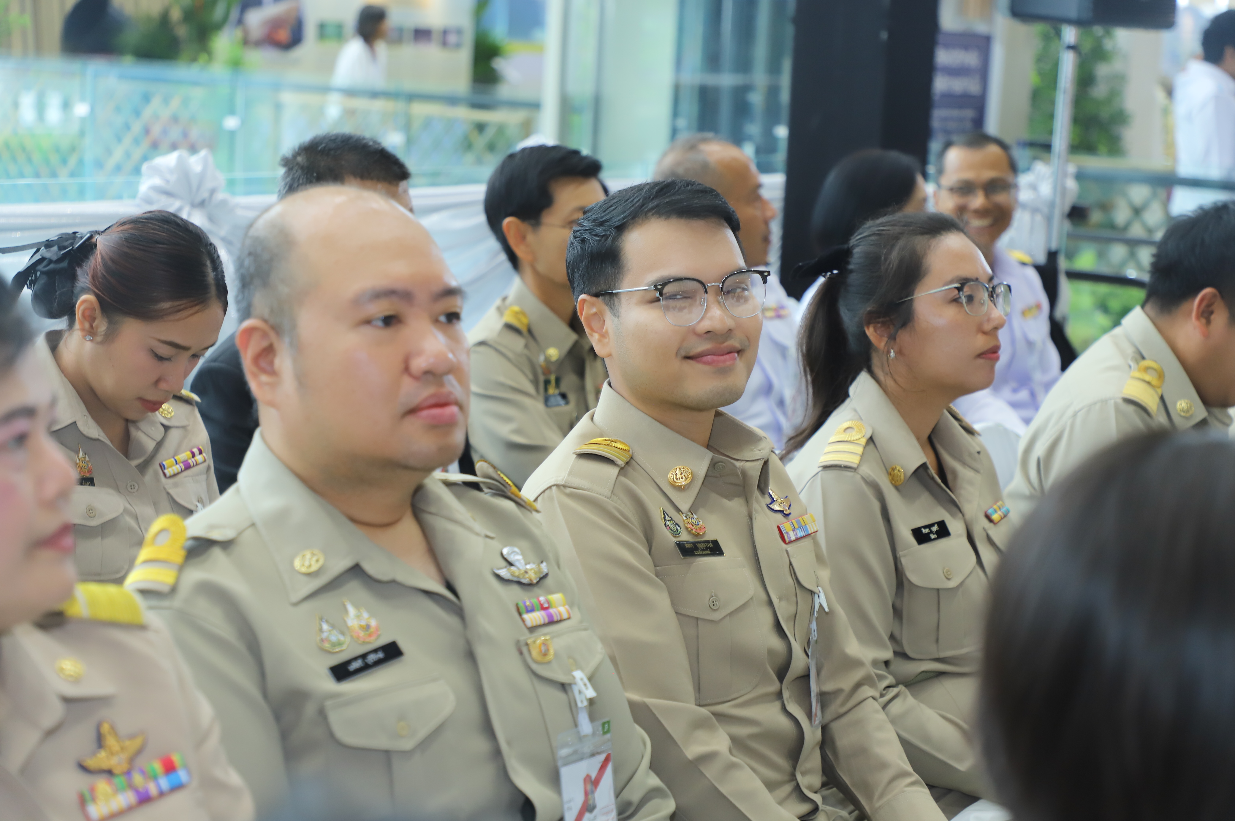 title - เลขาฯ ส.ป.ก. เฝ้ารับเสด็จ สมเด็จพระกนิษฐาธิราชเจ้า กรมสมเด็จพระเทพรัตนราชสุดาฯ สยามบรมราชกุมารี ทรงเป็นองค์ประธานเปิดงาน 60 ปี ปลานิลพระราชทาน เพื่อปวงชนชาวไทย